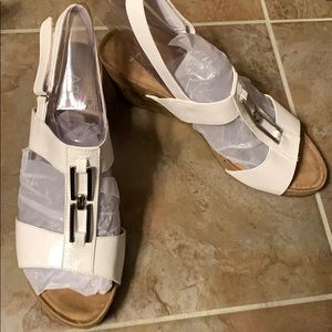 A2 by Aerosoles wedge sandals